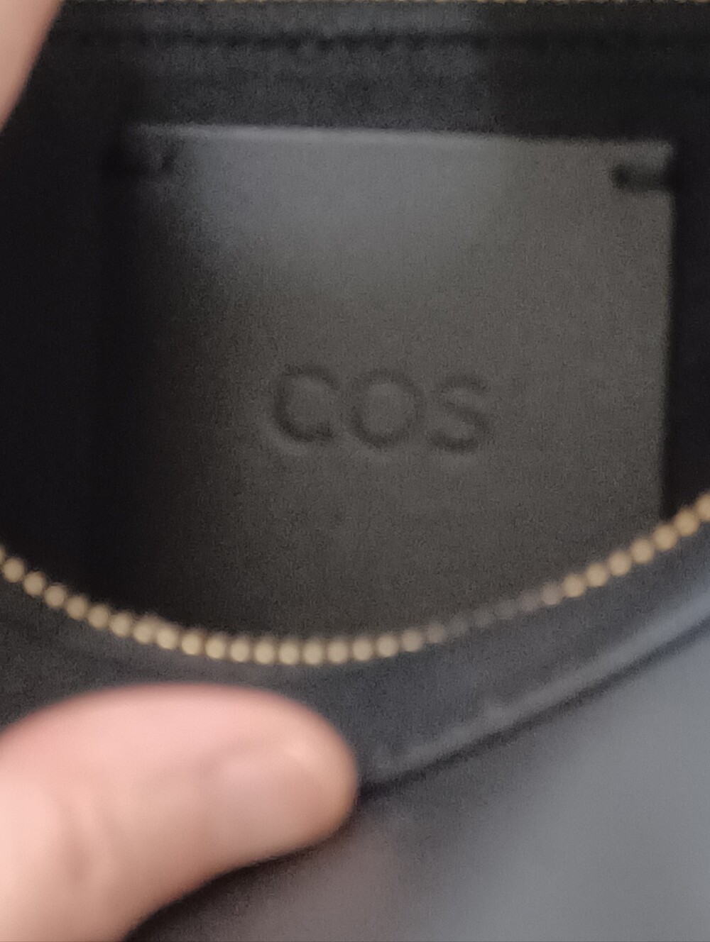 NEW! With Tag. COS Black Crescent Hobo with Gold-Tone Accents RETAIL $250 - Picture 6 of 11